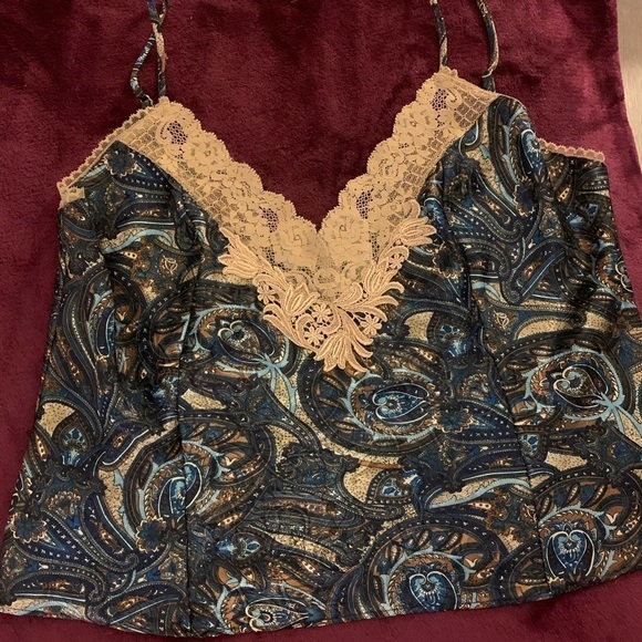 Victoria’s Secret Lingerie top - Picture 8 of 13